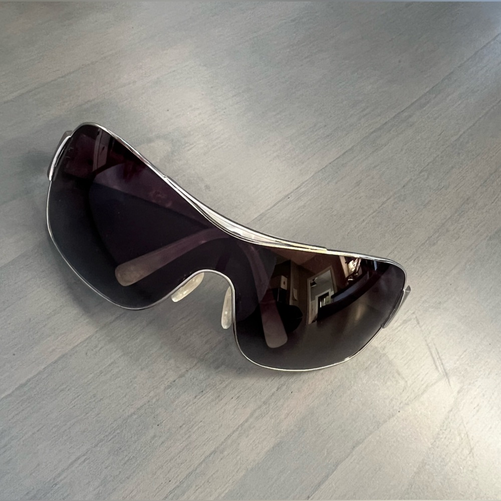 von zipper saffron silver frame with ivory